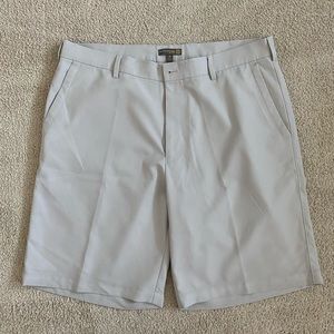 Peter Millar e4 wicking golf shorts